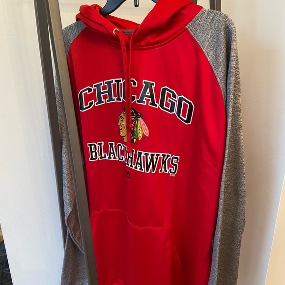 NHL Other - NWT Blackhawks Men’s Sweatshirt (Size 2XLT)